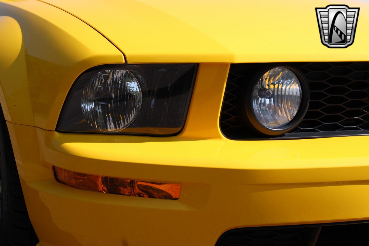 2006 Ford Mustang 69