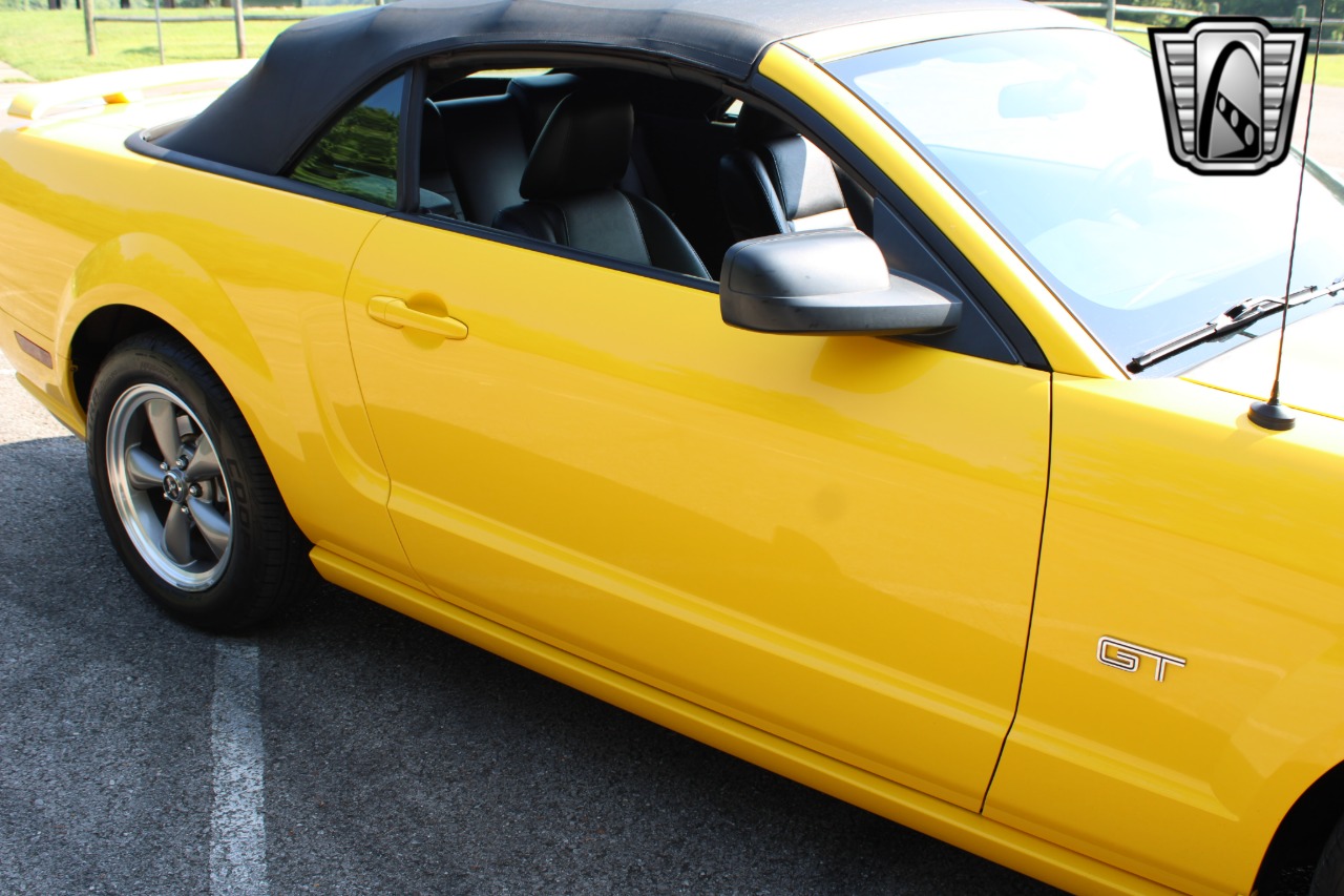 2006 Ford Mustang 96