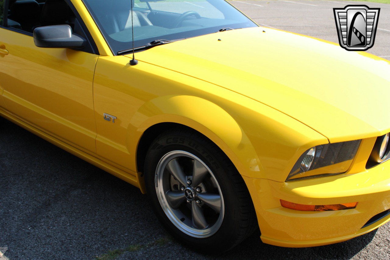 2006 Ford Mustang 99
