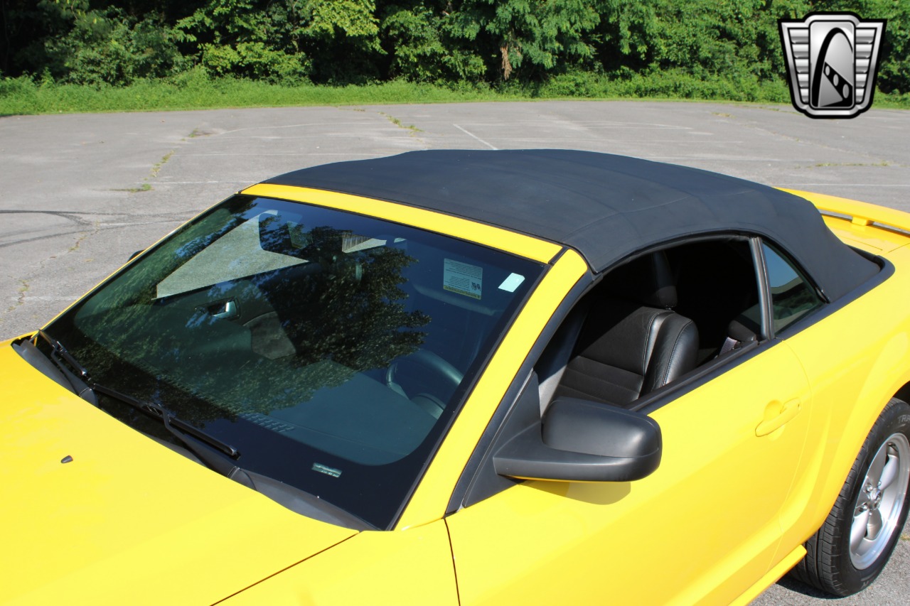 2006 Ford Mustang 78