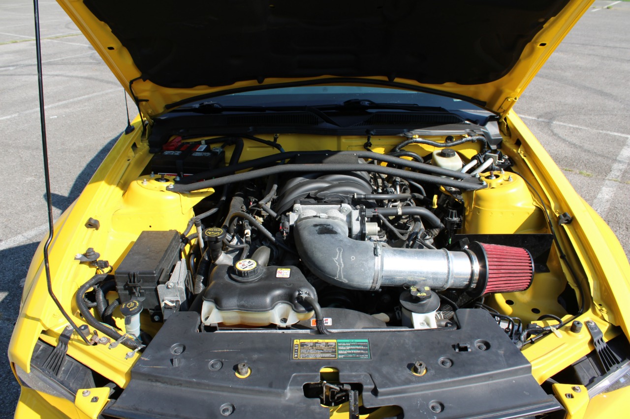 2006 Ford Mustang 9