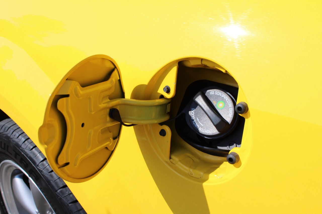 2006 Ford Mustang 84