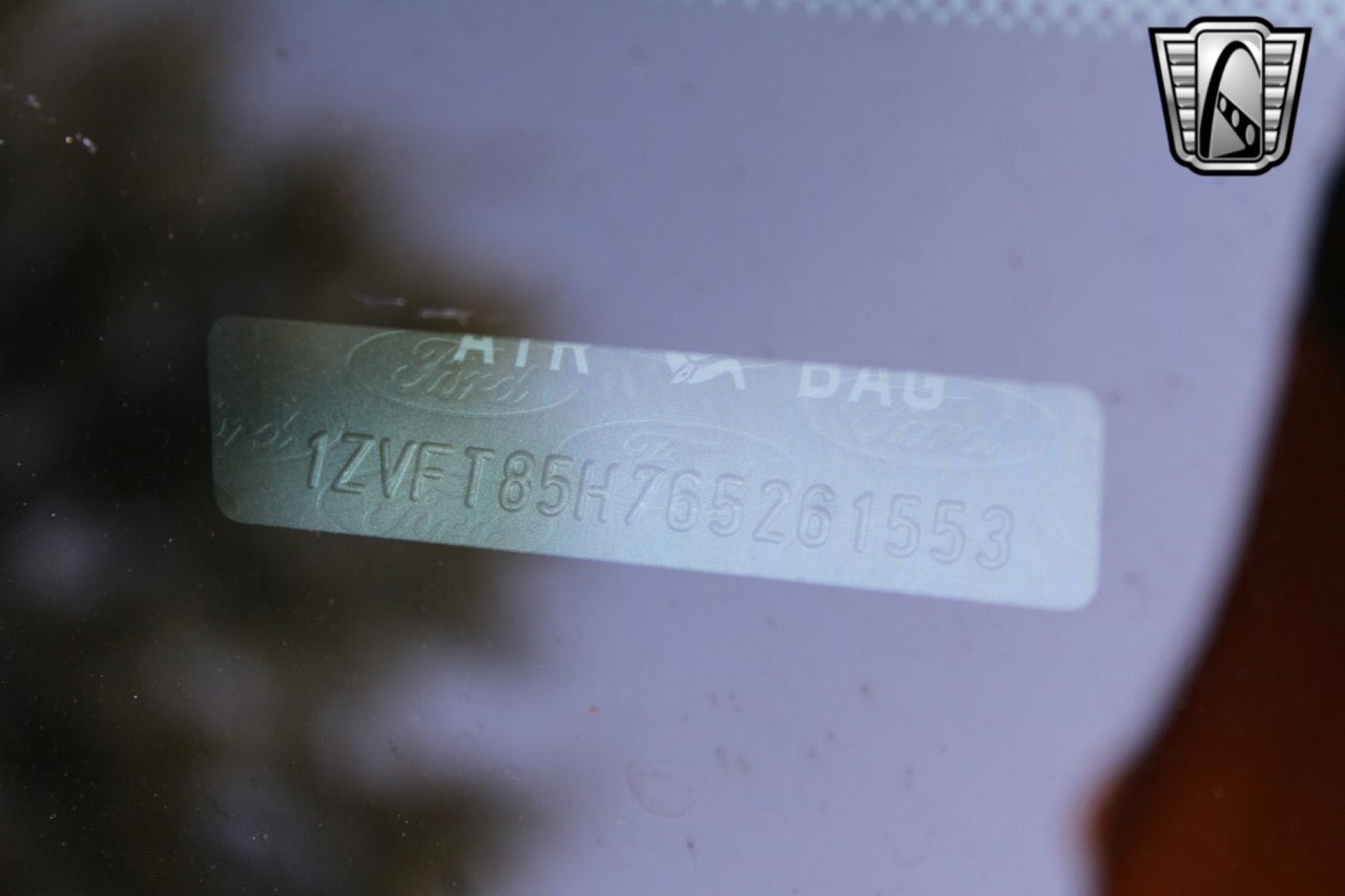 2006 Ford Mustang 64