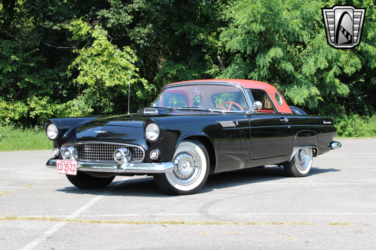 1956 Ford Thunderbird 22