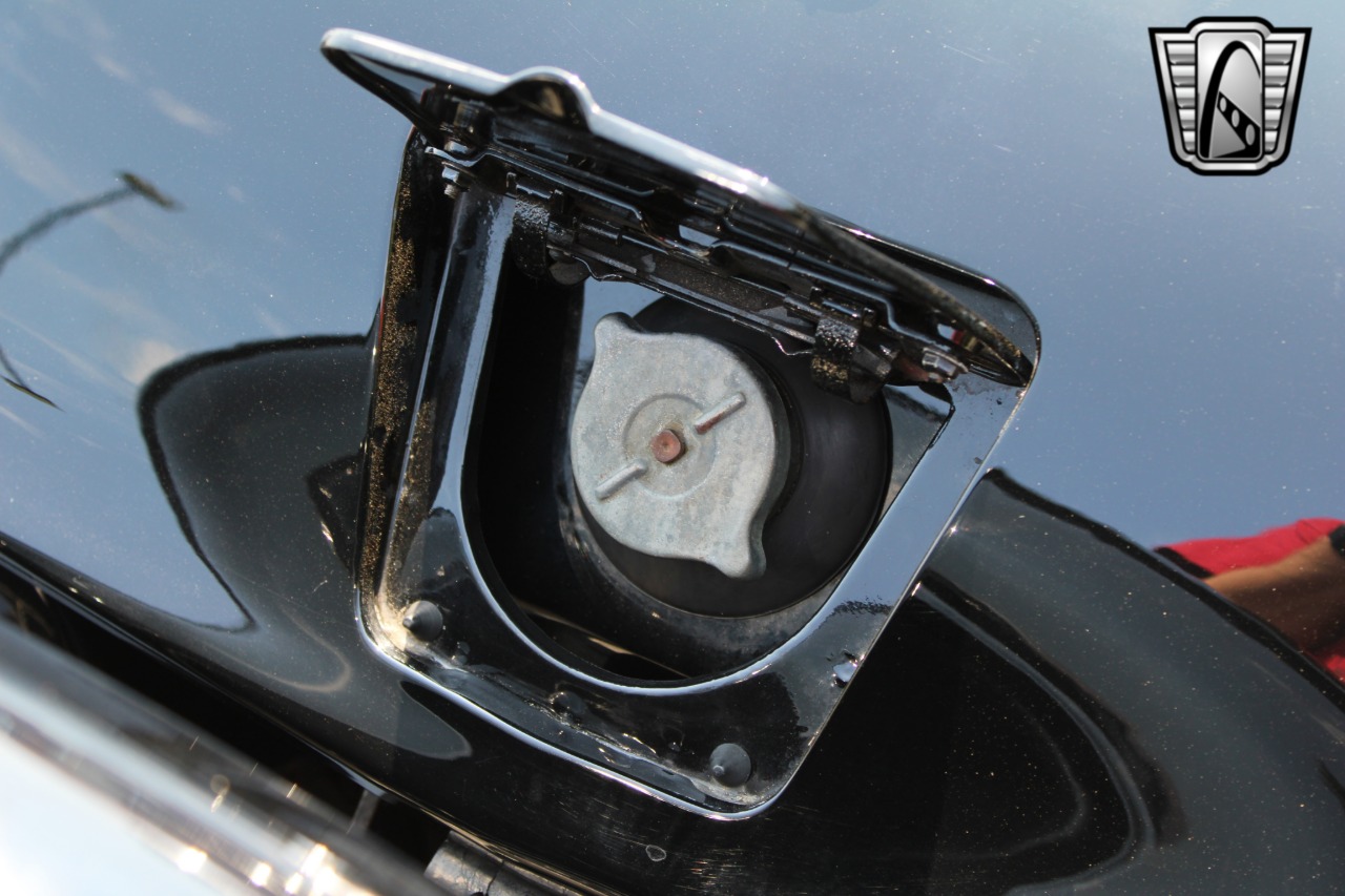 1956 Ford Thunderbird 87