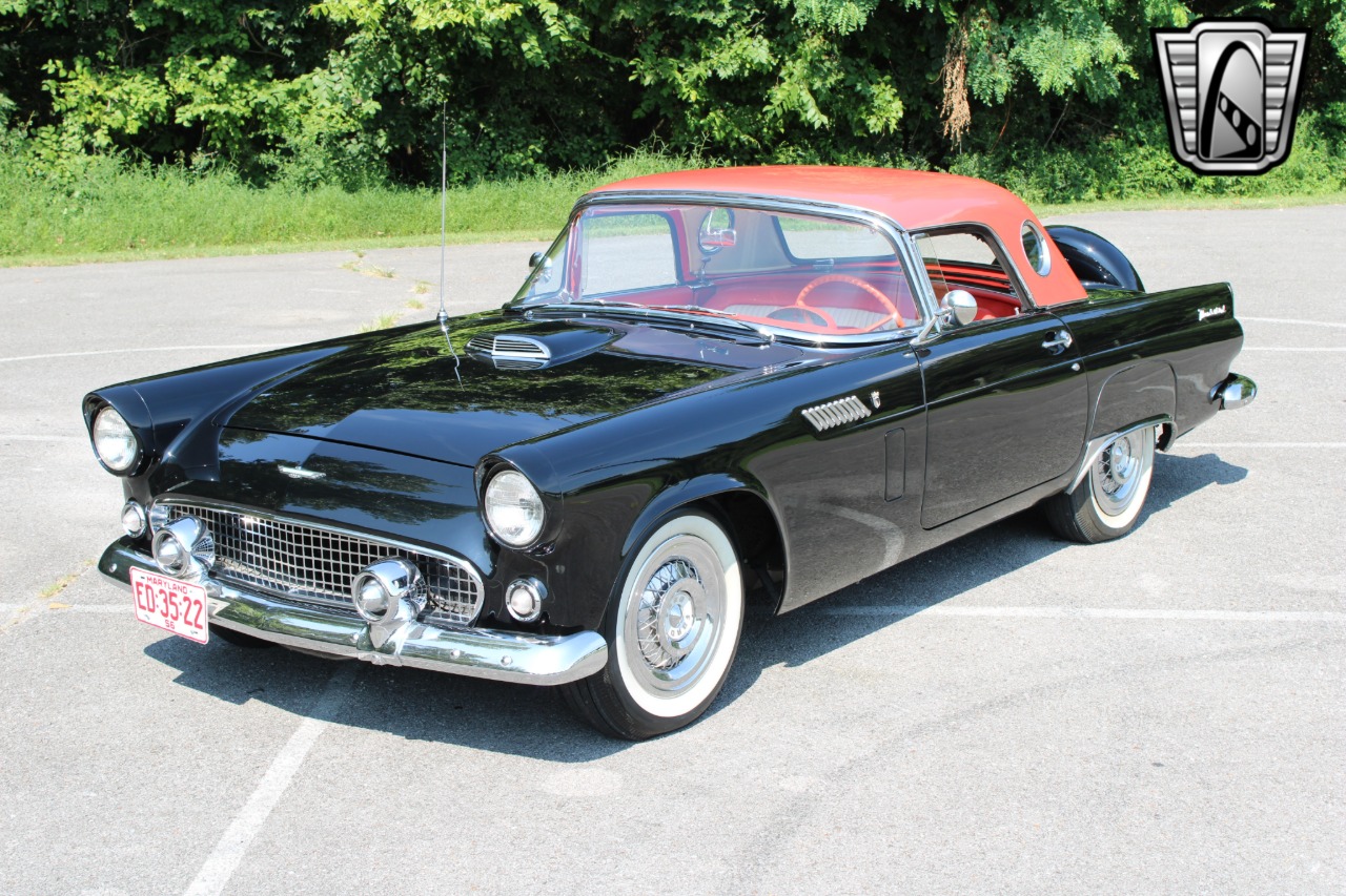 1956 Ford Thunderbird 23