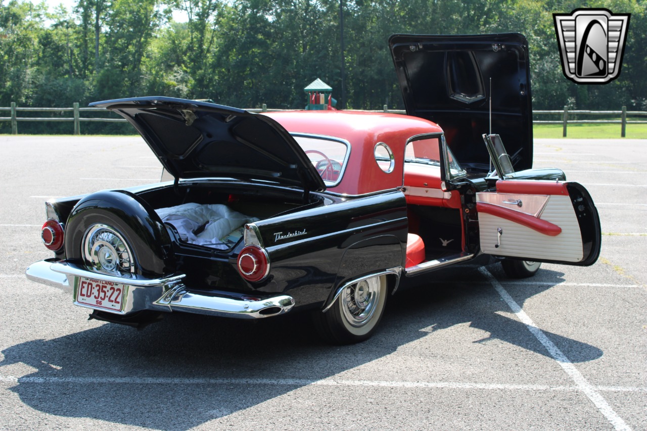 1956 Ford Thunderbird 8