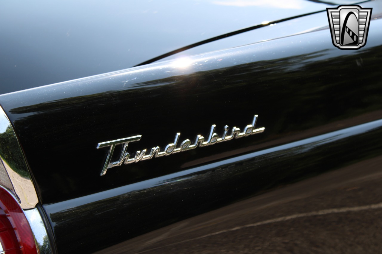 1956 Ford Thunderbird 90