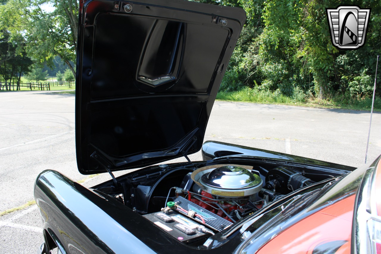 1956 Ford Thunderbird 47