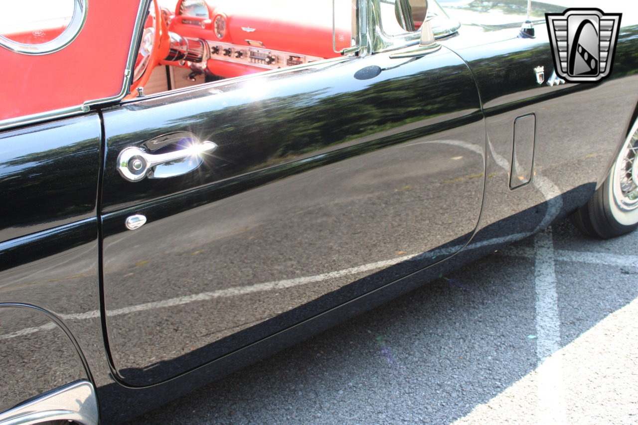 1956 Ford Thunderbird 94