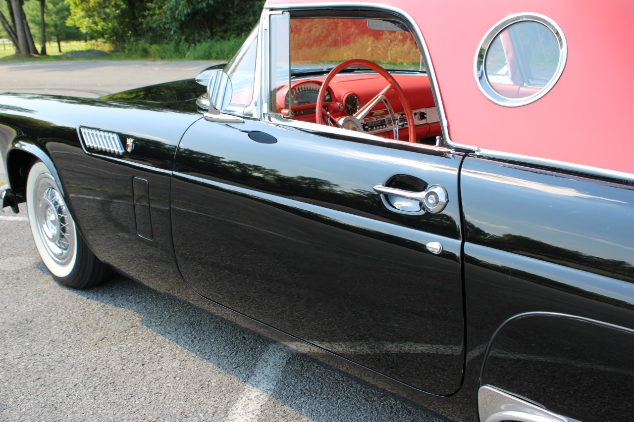 1956 Ford Thunderbird 74