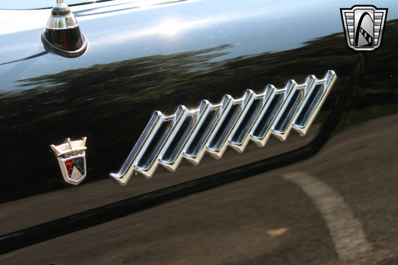 1956 Ford Thunderbird 98