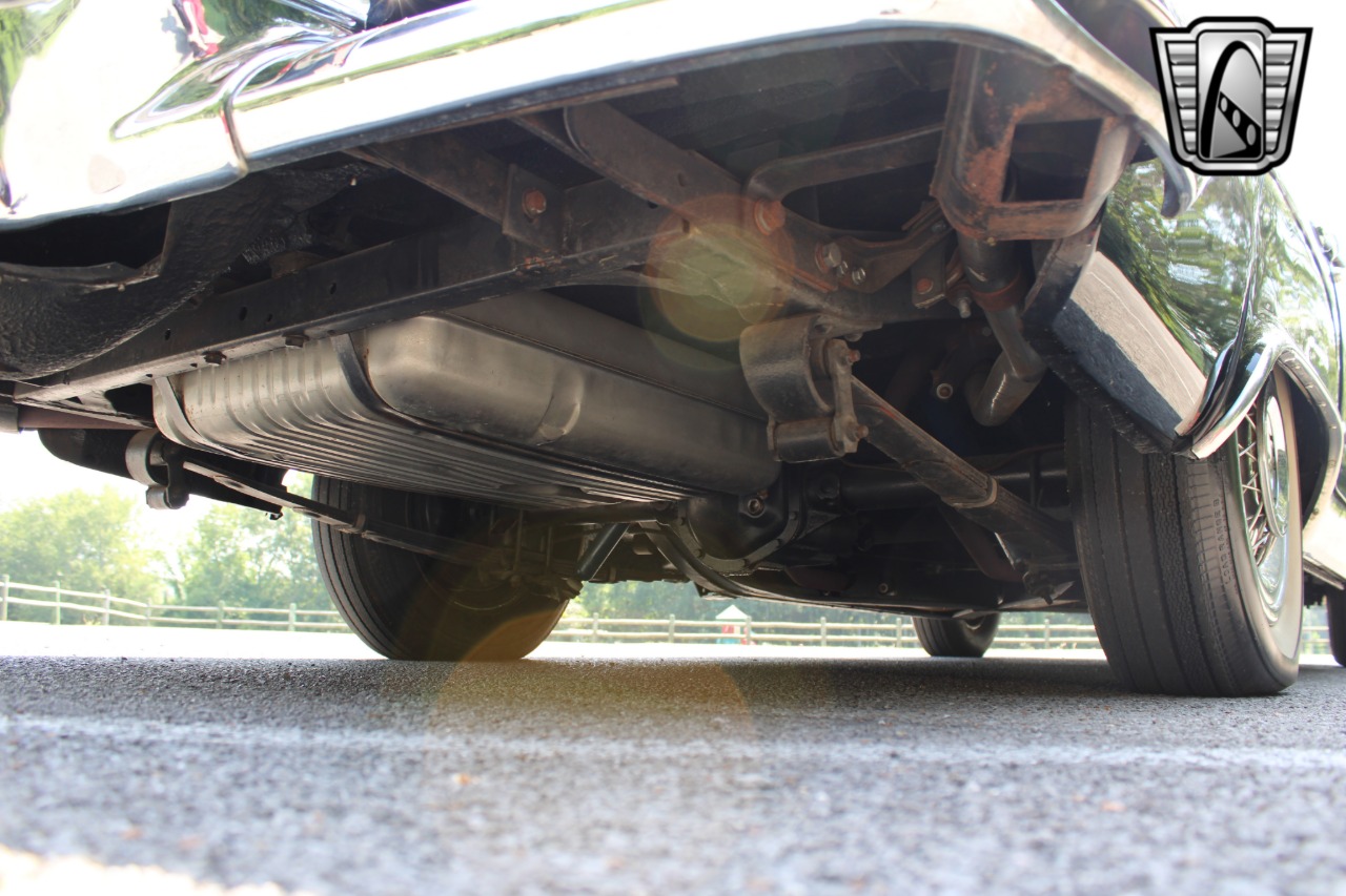 1956 Ford Thunderbird 20