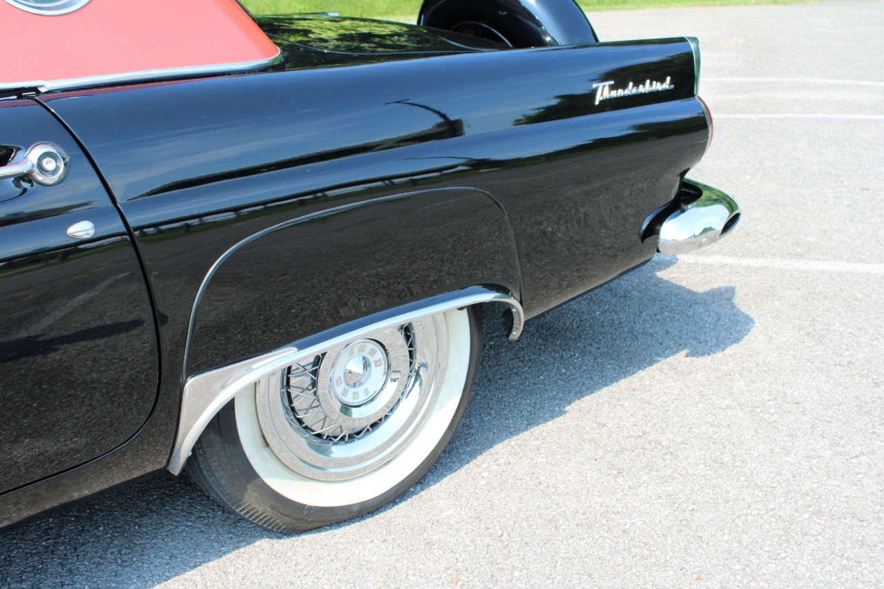 1956 Ford Thunderbird 77