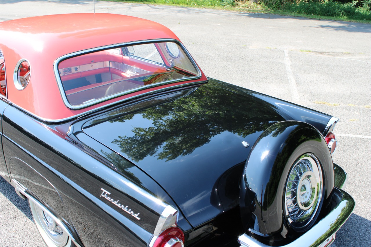 1956 Ford Thunderbird 81