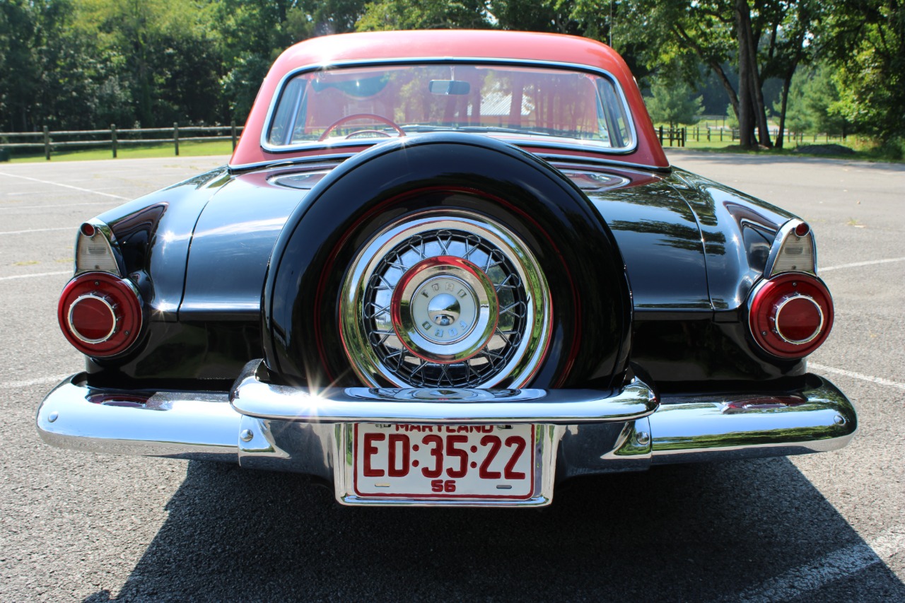 1956 Ford Thunderbird 83