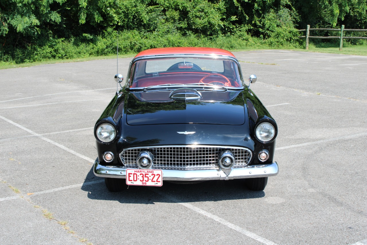 1956 Ford Thunderbird 40