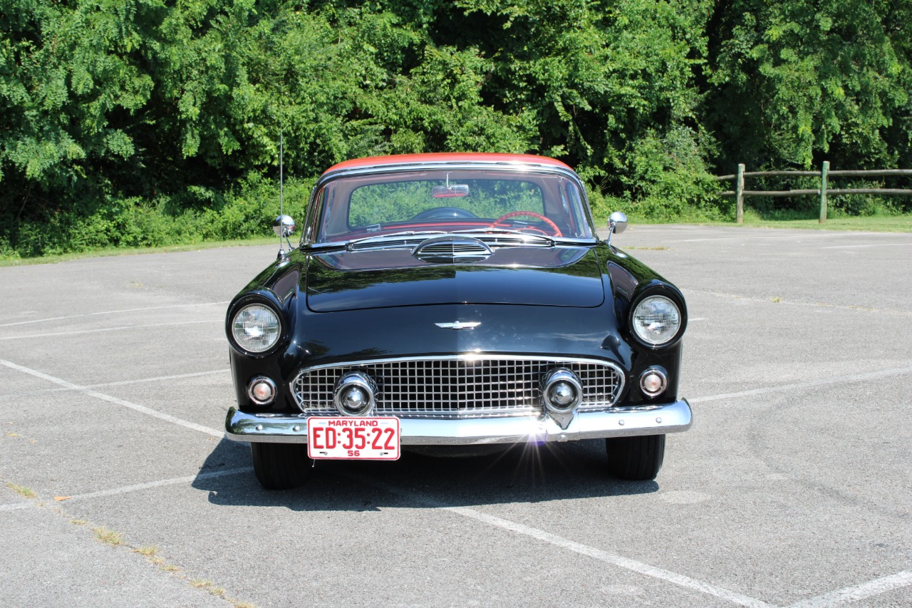 1956 Ford Thunderbird 41