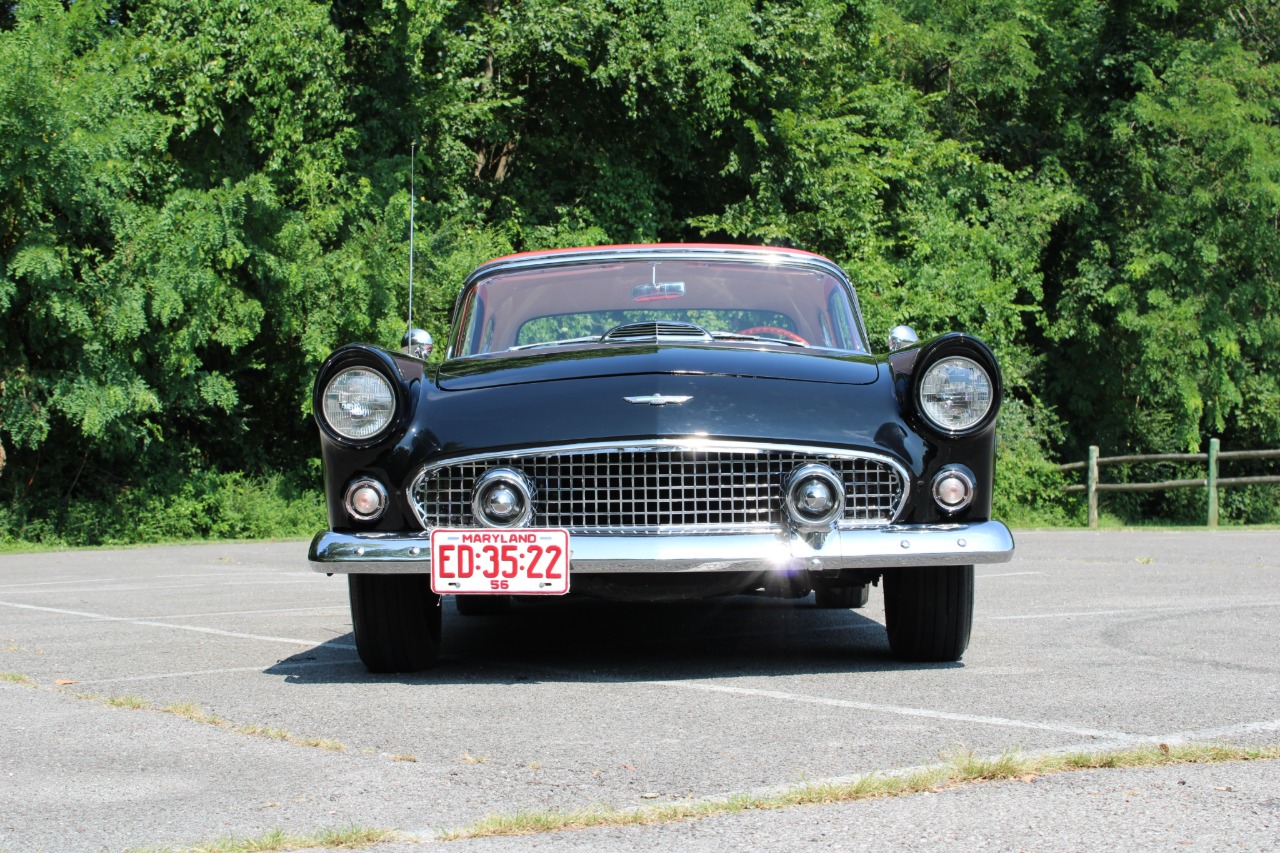 1956 Ford Thunderbird 42