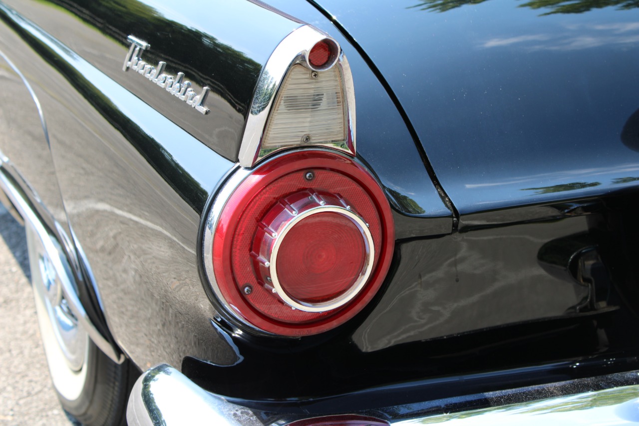 1956 Ford Thunderbird 85