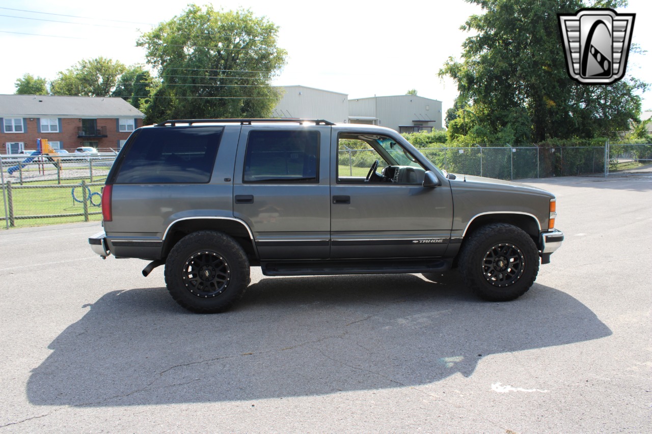 1999 Chevrolet Tahoe 26