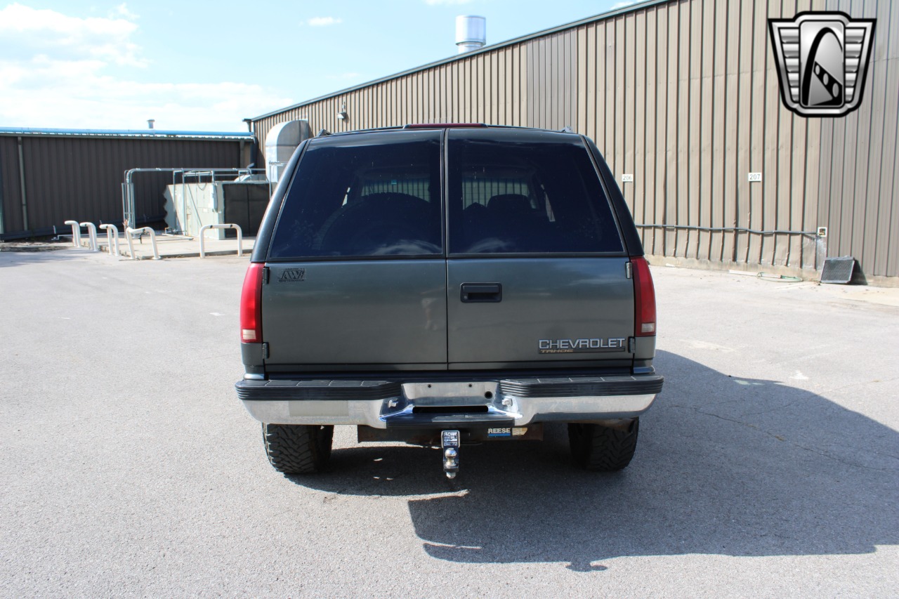 1999 Chevrolet Tahoe 29