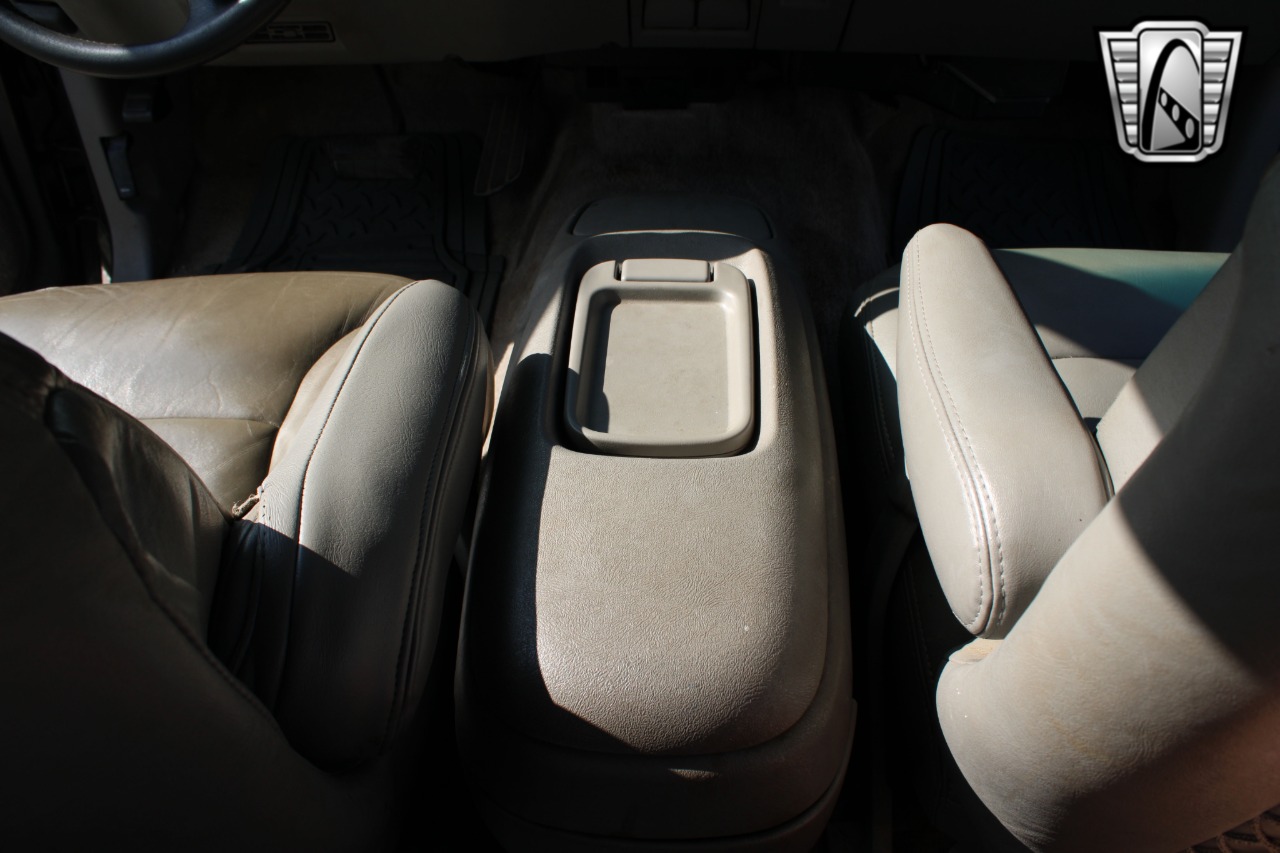 1999 Chevrolet Tahoe 59