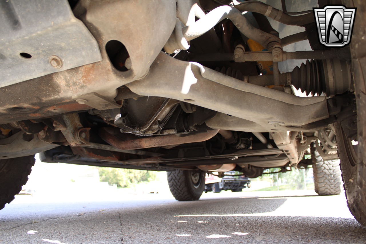 1999 Chevrolet Tahoe 3