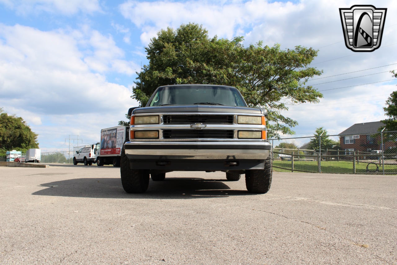 1999 Chevrolet Tahoe 18