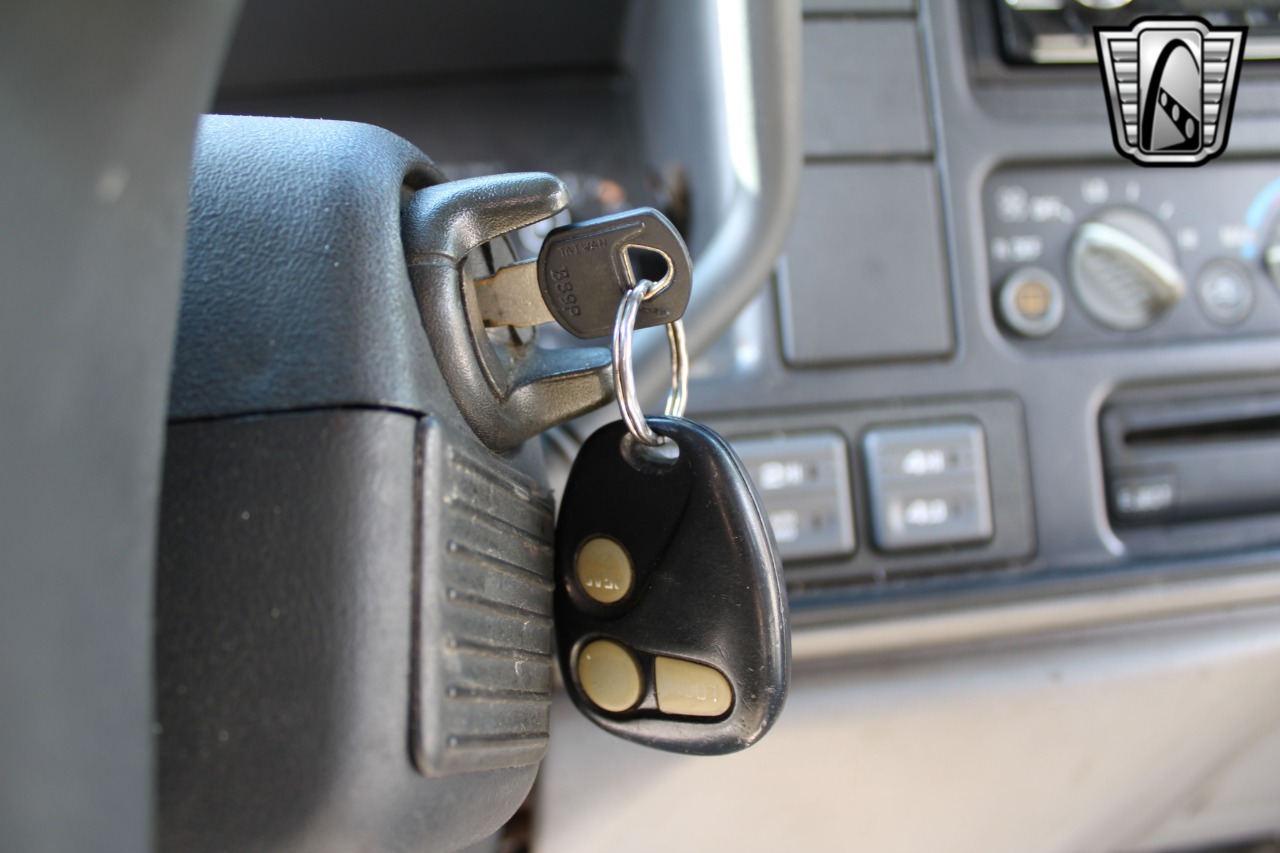 1999 Chevrolet Tahoe 45