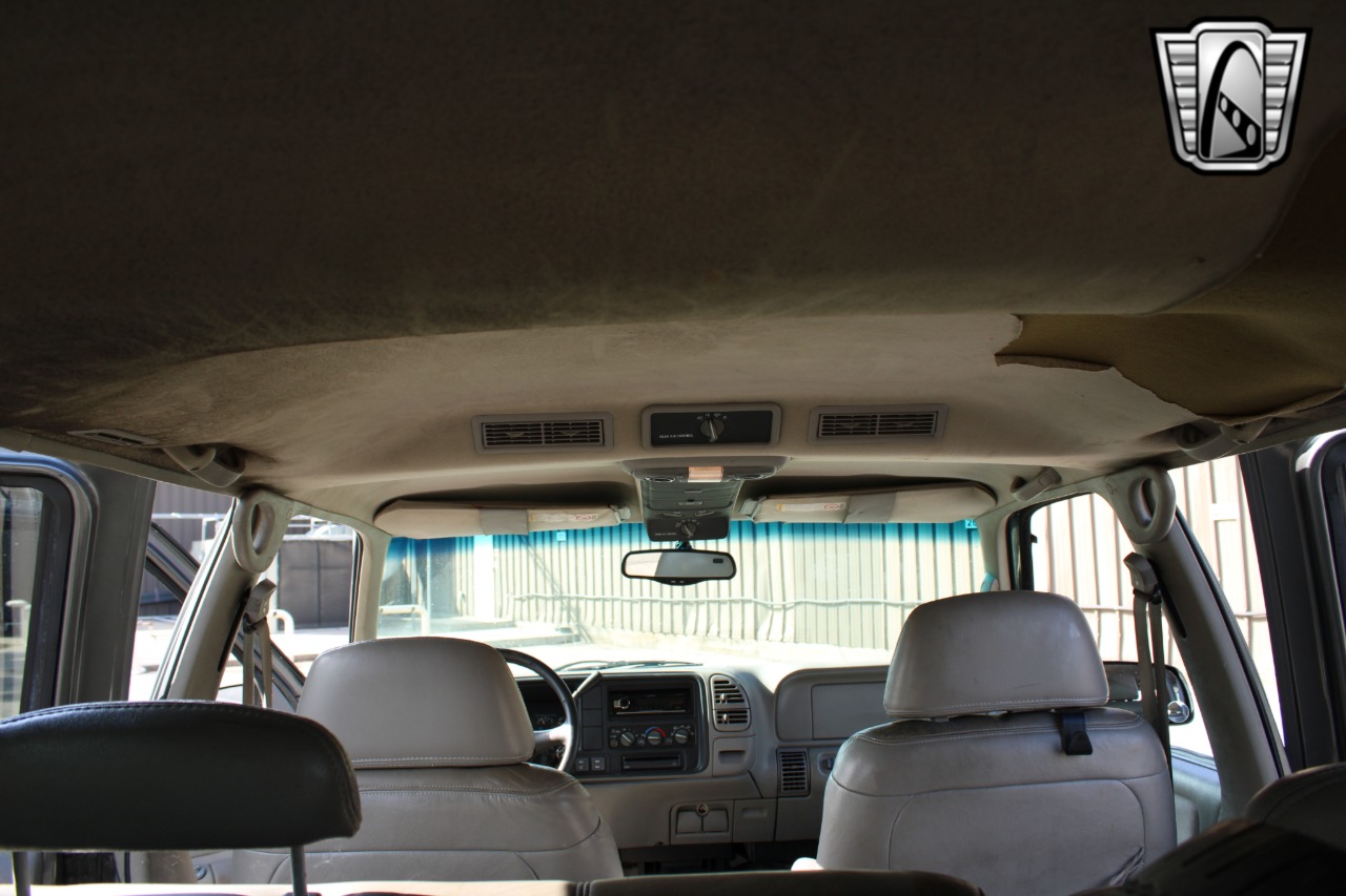 1999 Chevrolet Tahoe 71