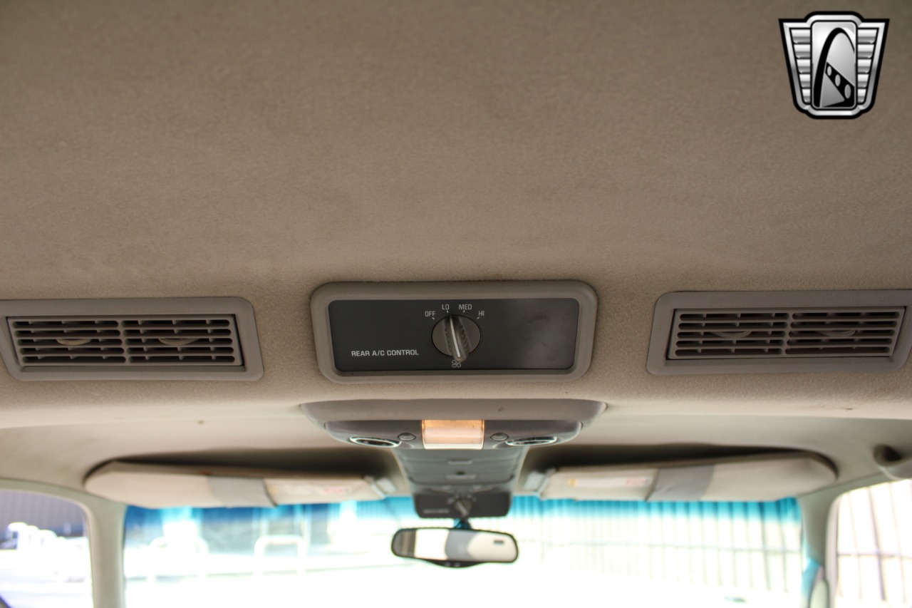 1999 Chevrolet Tahoe 50