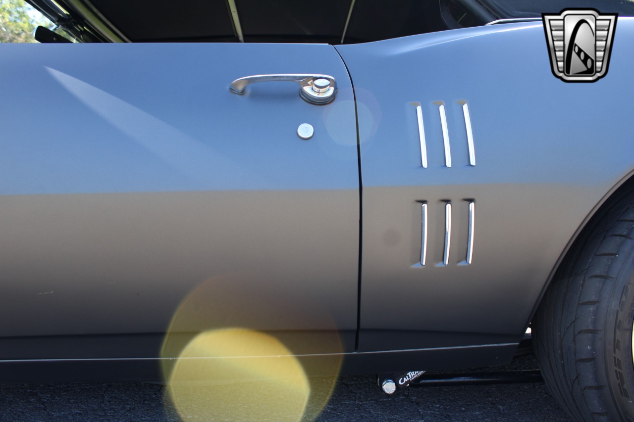 1967 Pontiac Firebird 81