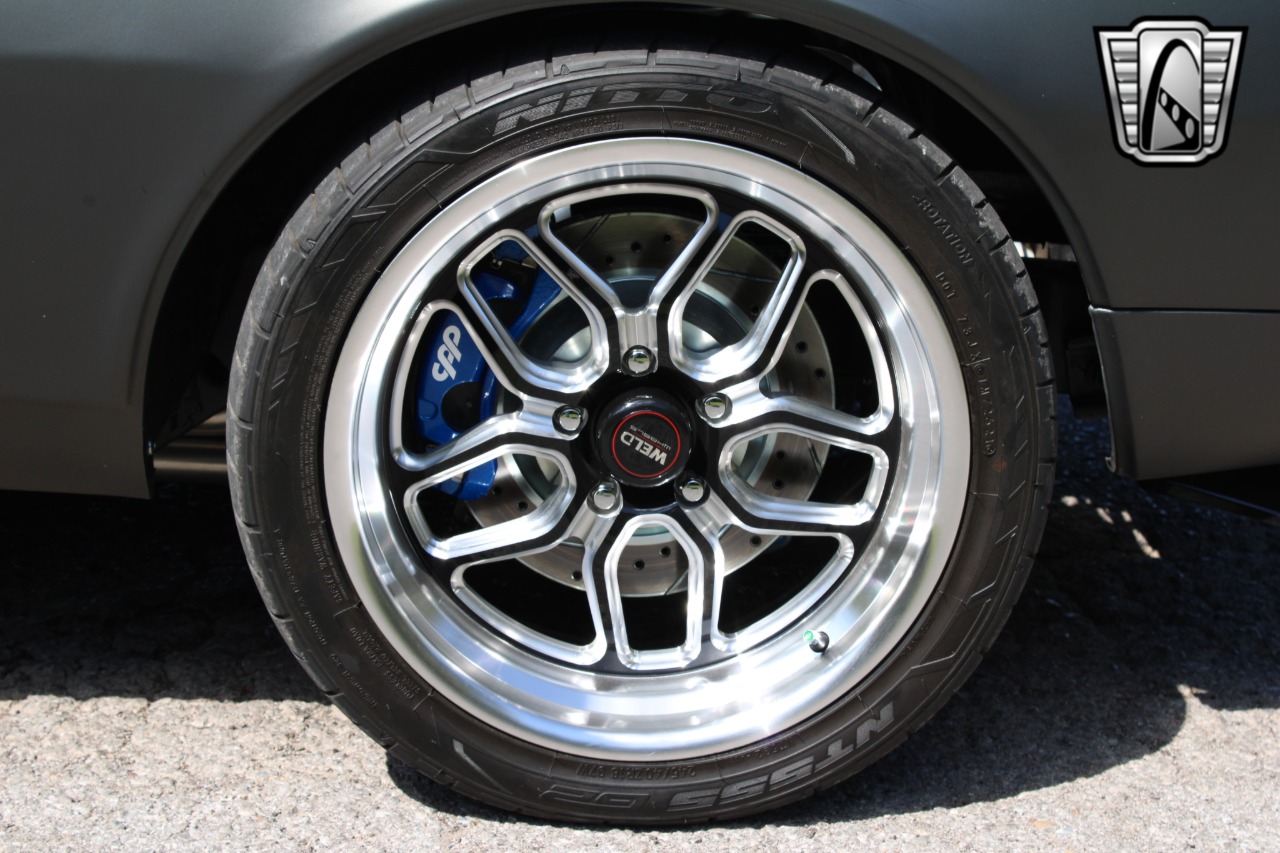 1967 Pontiac Firebird 36