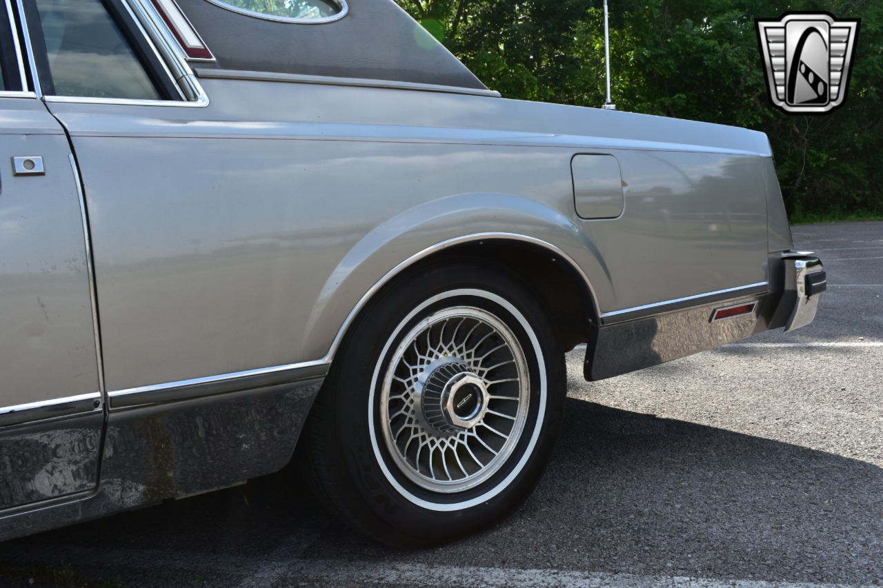 1981 Lincoln Mark 68