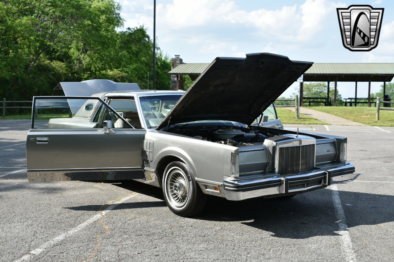 1981 Lincoln Mark 54