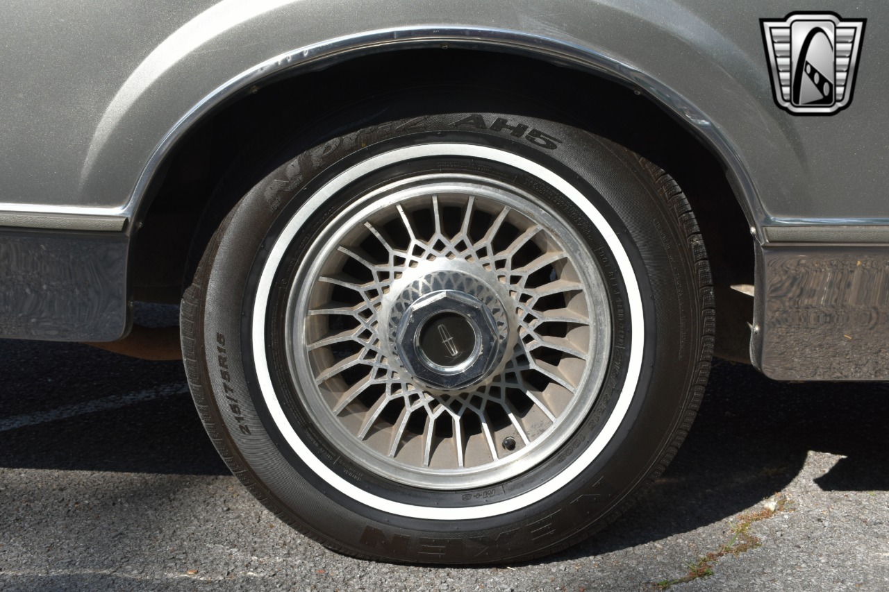 1981 Lincoln Mark 72