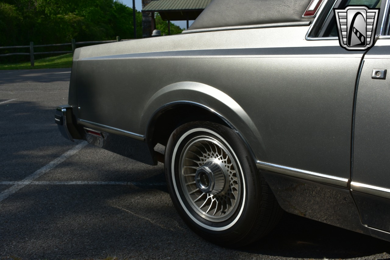 1981 Lincoln Mark 73