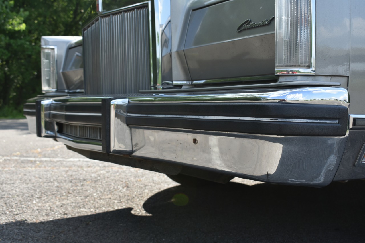 1981 Lincoln Mark 61