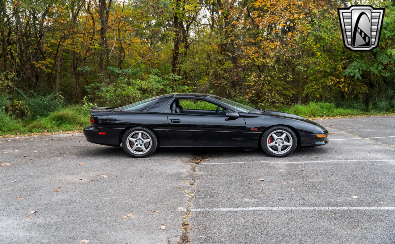 1997 Chevrolet Camaro 6