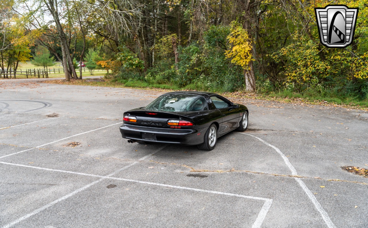 1997 Chevrolet Camaro 10