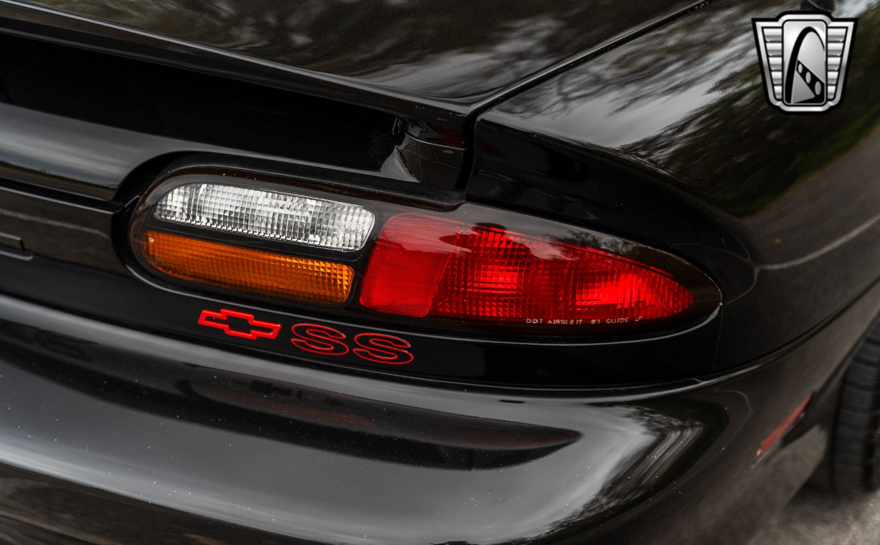 1997 Chevrolet Camaro 16