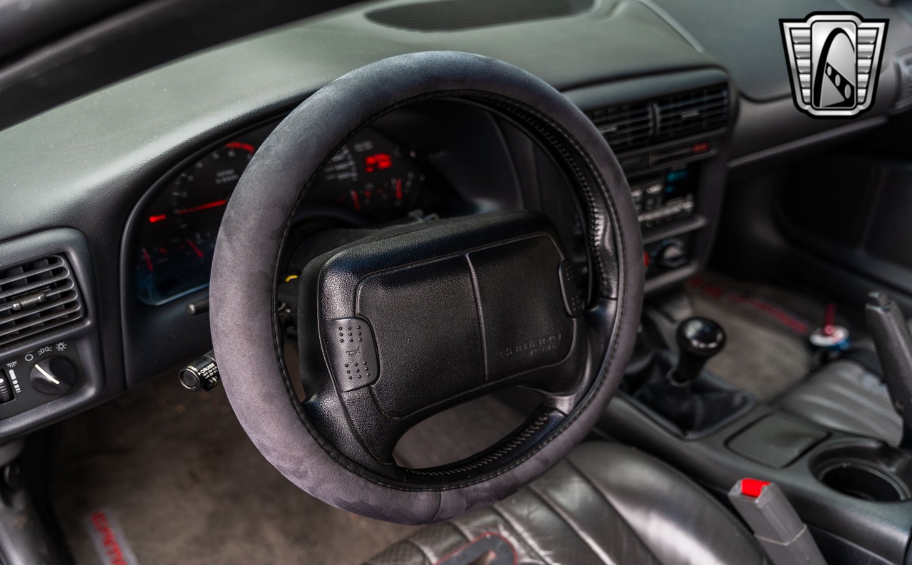 1997 Chevrolet Camaro 21