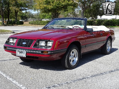 1983 Ford Mustang image 8