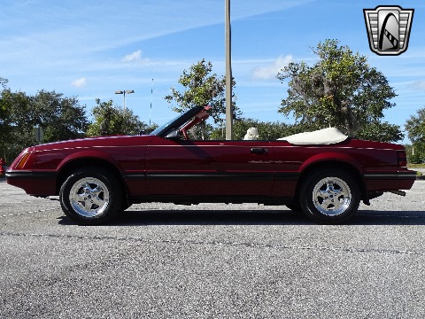 1983 Ford Mustang image 12