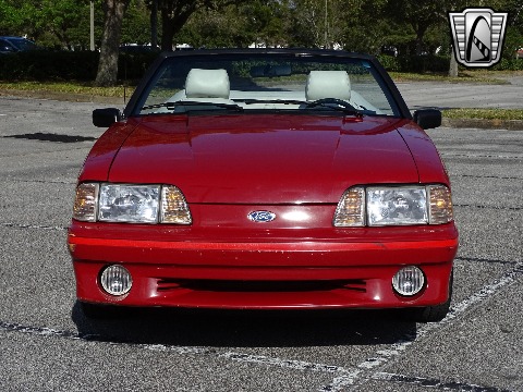 1988 Ford Mustang image 4