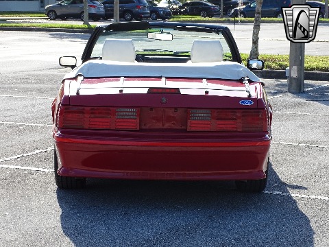 1988 Ford Mustang image 15
