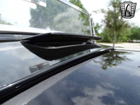 1932 Ford Roadster image 81