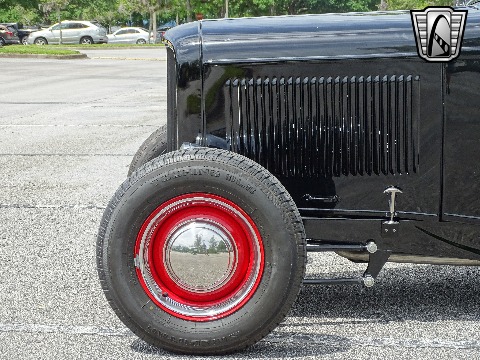 1932 Ford Roadster image 32