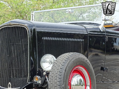 1932 Ford Roadster image 60